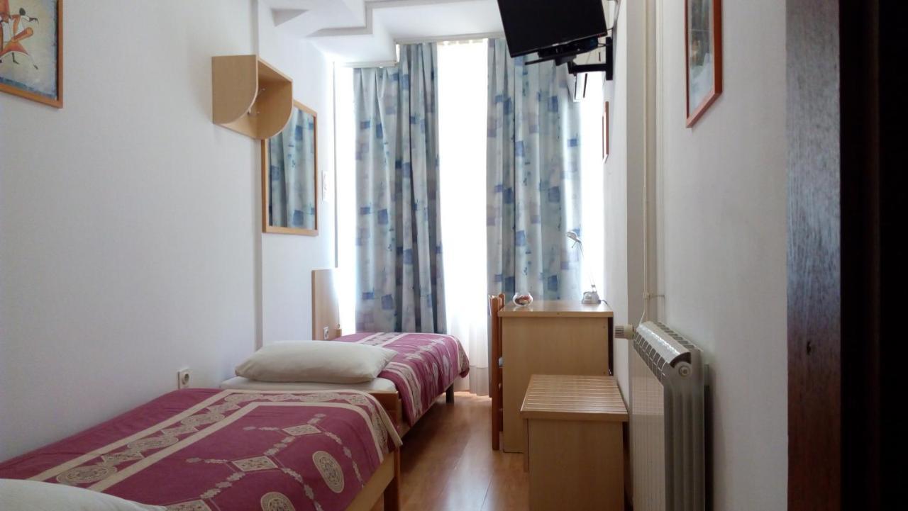 Accomodation Pertout Nova Gorica Exterior foto